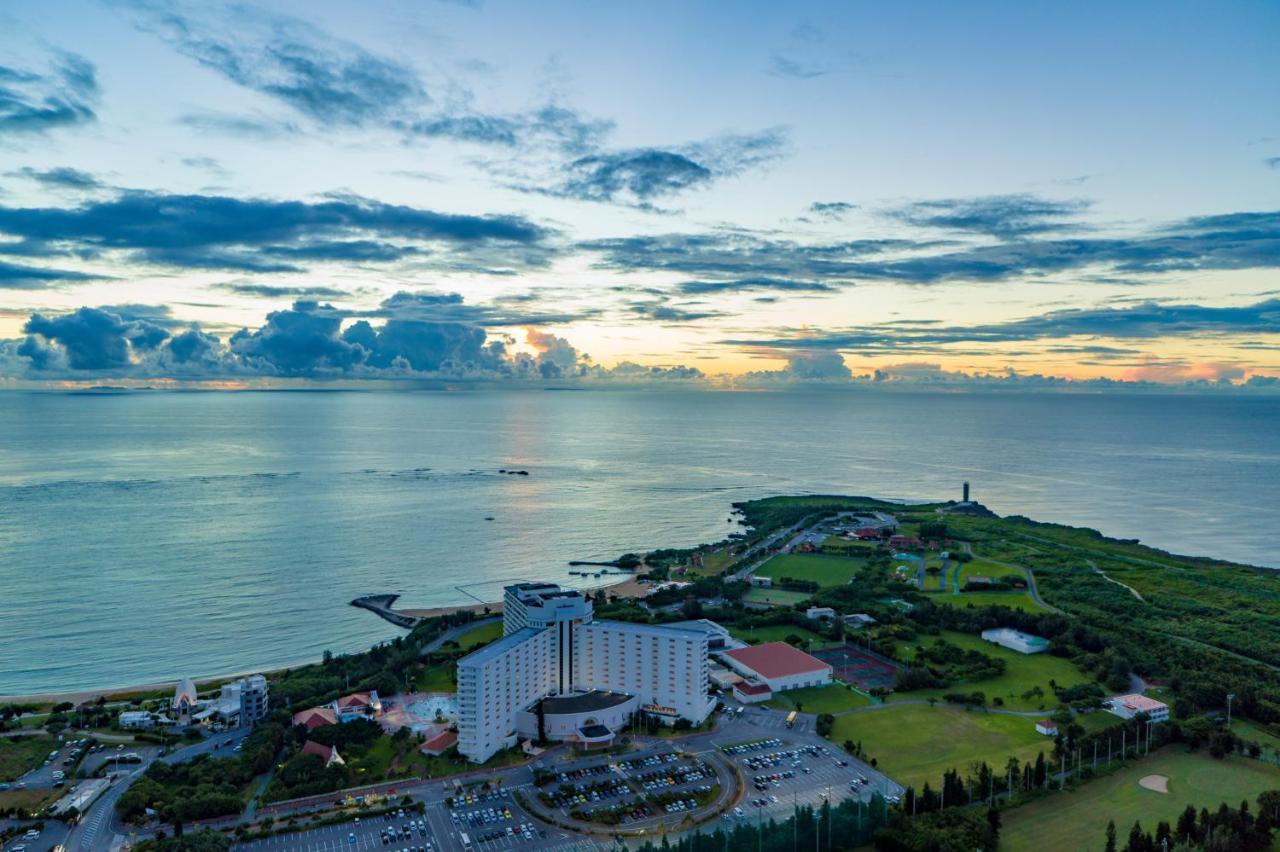 Royal Hotel Okinawa Zanpamisaki Yomitan Eksteriør bilde